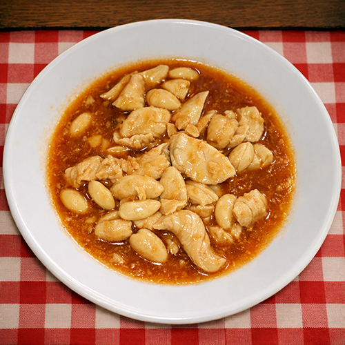 pollo-con-almendras-en-mambo