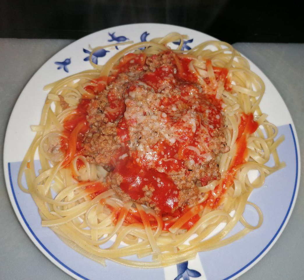 Espaguetis-a-la-boloñesa
