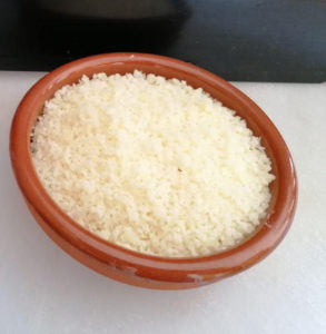 hacer queso rallado en mambo