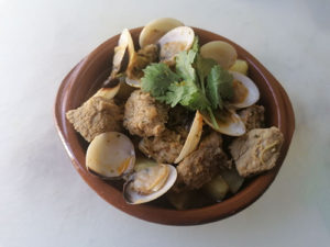 Porco à alentejana en Mambo
