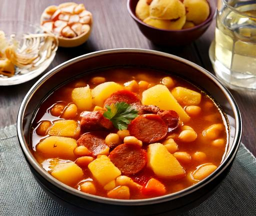 Garbanzos con chorizo y patata en Mambo