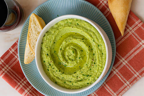 Hummus de espinacas en Mambo