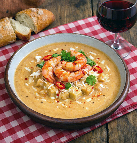 Crema thai con langostinos y coco en Mambo