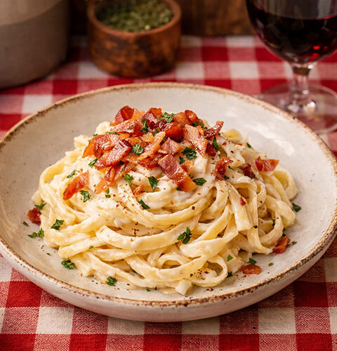 Pasta con salsa de coliflor en Mambo